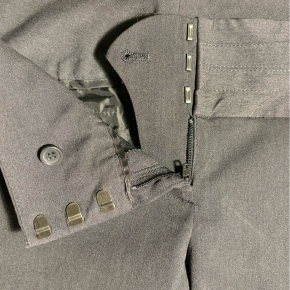 The Limited exact stretch women’s gray tapered pants size 8. NWOT - Picture 4 of 8